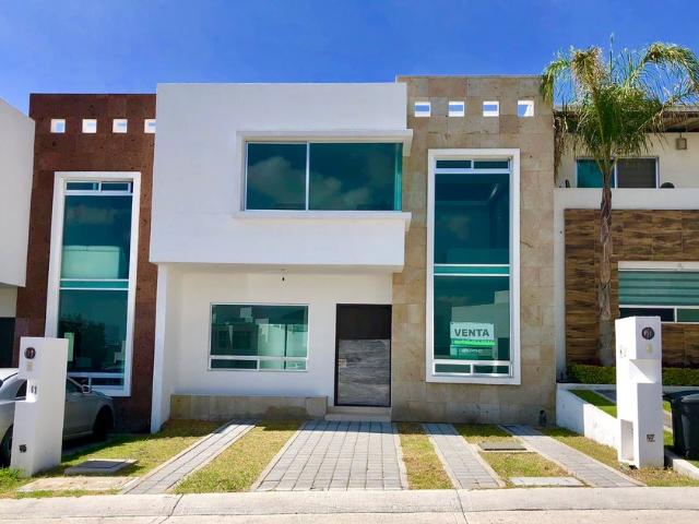 Casa en condominio en renta Cañadas Del Lago, Corregidora, Querétaro