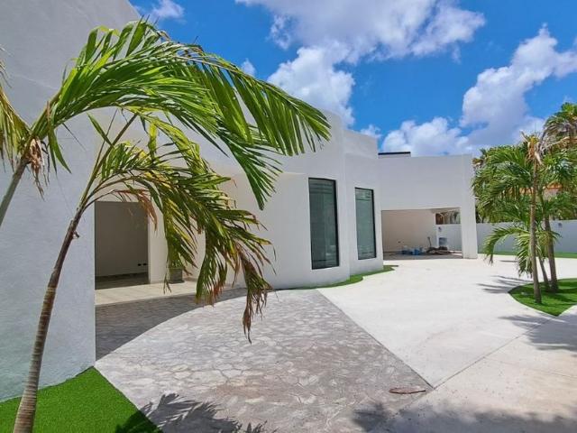 Casa en condominio en renta Cerrada Biarritz, Álamos, Cancún, Benito Juárez, Quintana Roo, 77560, Mex