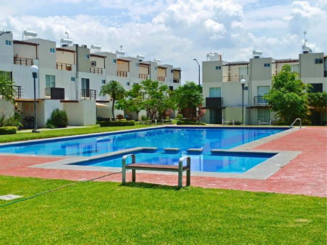 Casa en condominio en renta Club De Golf Santa Fe, Xochitepec, Morelos