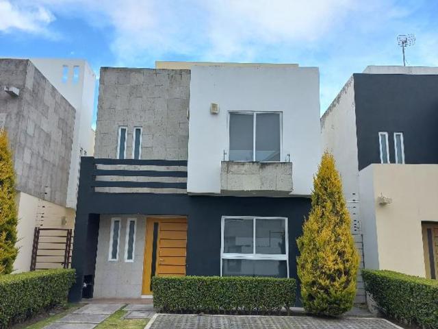 Casa en condominio en renta Agrícola Álvaro Obregón, Metepec