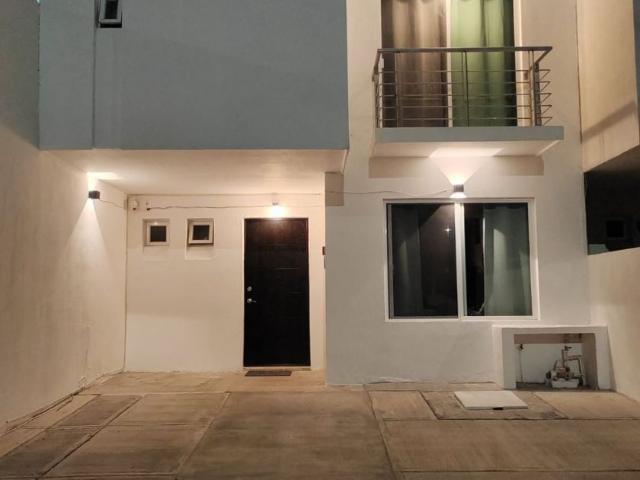 Casa en condominio en renta Arco Real, Avenida Camino Real, Rincon De Los Arcos, Irapuato, Guanajuato, México
