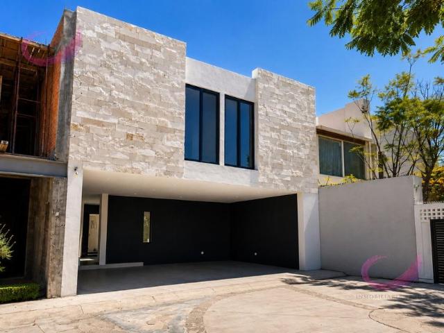 Casa en condominio en renta Arroyo Del Molino, Ciudad De Aguascalientes