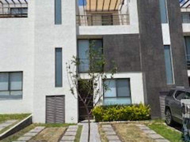 Casa en condominio en renta Av. Residencial Del Parque, Residencial Del Parque, Fraccionamiento Del Parque Residencial, Querétaro, México