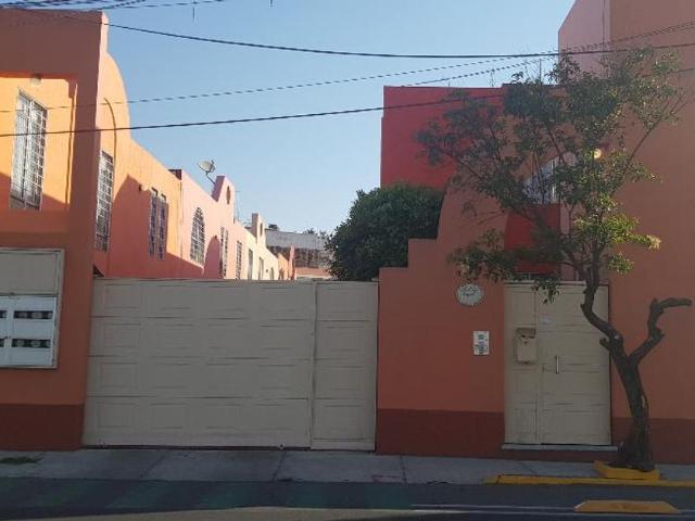 Casa en condominio en renta Avenida 23 P, Belisario Domínguez, Heróica Puebla De Zaragoza, Puebla, 72180, Mex