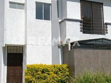 Casa en condominio en renta Bosques De Cantabria, Toluca