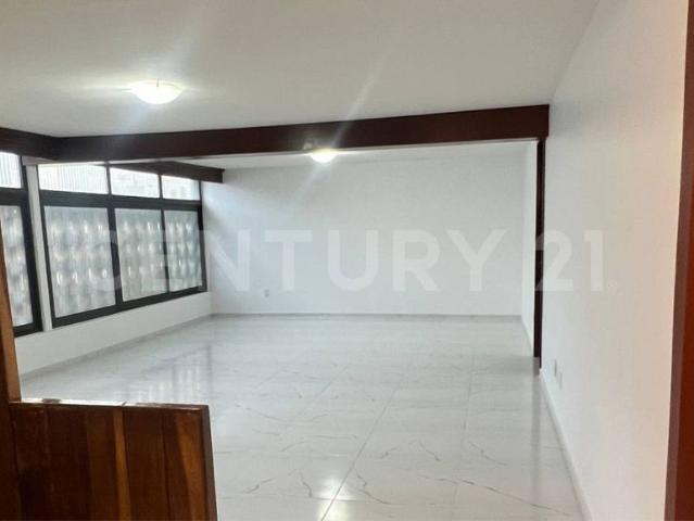 Casa en condominio en renta en AVENIDA EUGENIA, DEL VALLE CENTRO