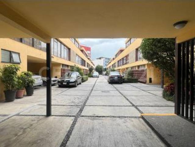 Casa en condominio en renta en AVENIDA EUGENIA, DEL VALLE CENTRO