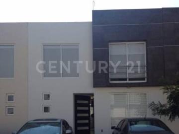 Casa en Condominio en Renta en La Concepción, San Mateo Atenco, Estado de México
