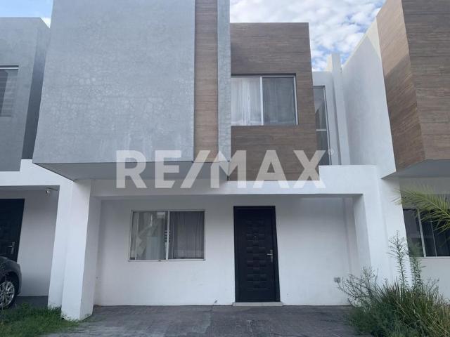Casa en condominio en renta Fraccionamiento Rancho Santa Mónica, Ciudad De Aguascalientes