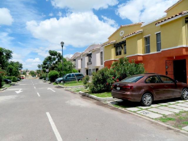Casa en condominio en renta Fraccionamiento Real Solare, Avenida Epigmenio González, Real Solare, Querétaro, México