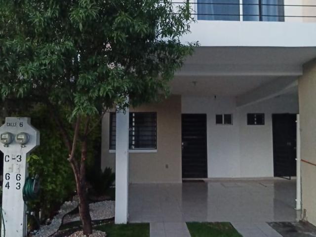 Casa en condominio en renta Los Prados Residencial, Av. Cantera 2750, Santiago De Querétaro, Querétaro, México