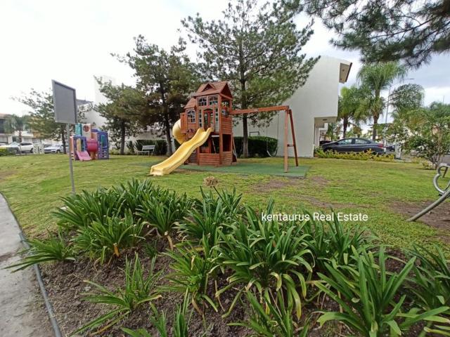 Casa en condominio en renta Privada Sonterra, Sonterra, Delegación Felipe Carrillo Puerto, Municipio De Querétaro, Querétaro, 76116, México