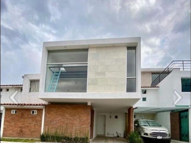 Casa en condominio en renta San Mateo Otzacatipan, Toluca