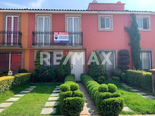 Casa en condominio en renta San Mateo Otzacatipan, Toluca