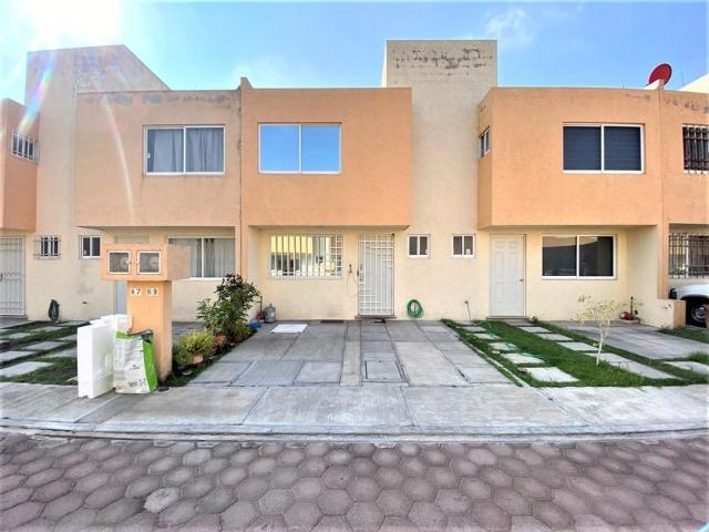 Casa en condominio en renta San Francisco Ocotlán, Coronango