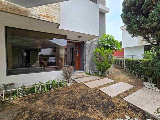 Casa en condominio en renta Santa Cruz Guadalupe, Municipio De Puebla