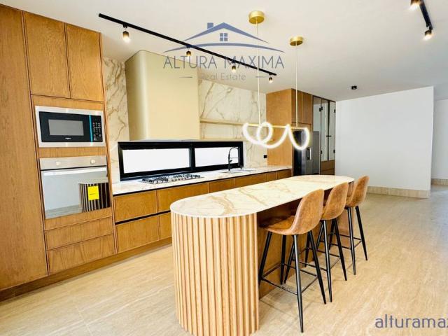 Casa en condominio en renta Paseo De Los Virreyes 971, Virreyes, Zapopan, Jalisco, México