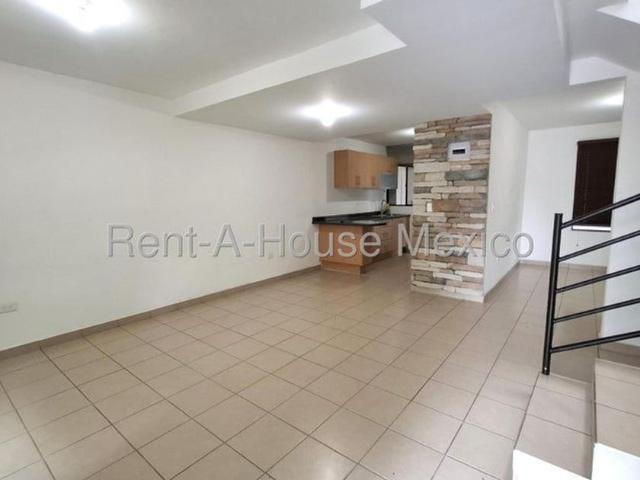 Casa en condominio en renta Paseo Natura 3, Avenida Andres Henestrosa, Santiago De Querétaro, Querétaro, México