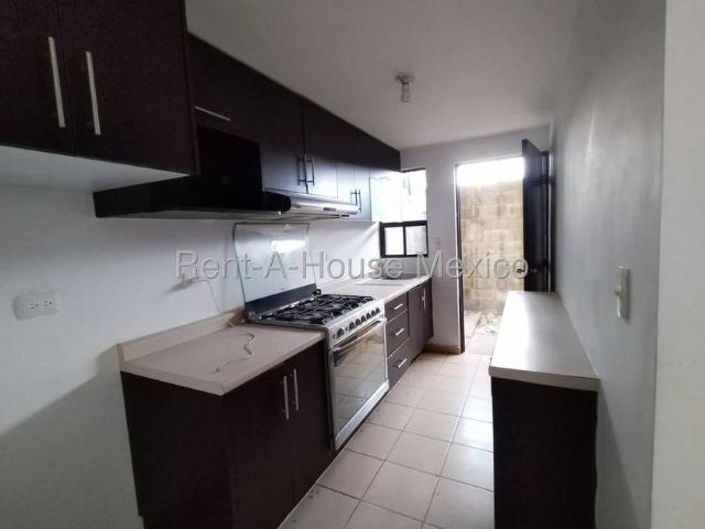 Casa en condominio en renta Paseo Natura 3, Avenida Andres Henestrosa, Santiago De Querétaro, Querétaro, México