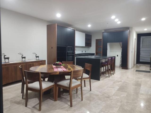 Casa en condominio en renta Pueblo Santa María Ahuacatitlán, Cuernavaca, Morelos