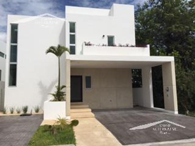 Casa en condominio en renta Residencial Cumbres, Cancún
