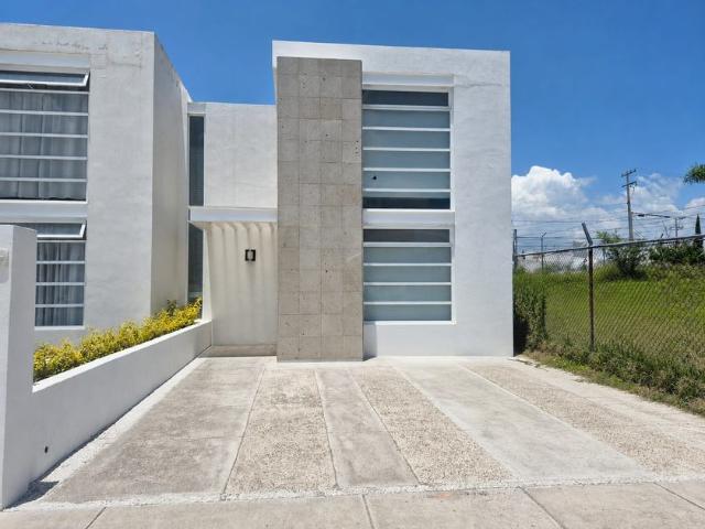 Casa en condominio en renta Residencial Puerta Grande, Avenida Eugenio Garza Sada, Lomas De Jesús María, Jesús María, Aguascalientes, México