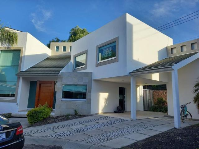 Casa en condominio en renta Rinconada De Los Alamos, Avenida Industrialización, Alamos 2da Sección, Santiago De Querétaro, Querétaro, México