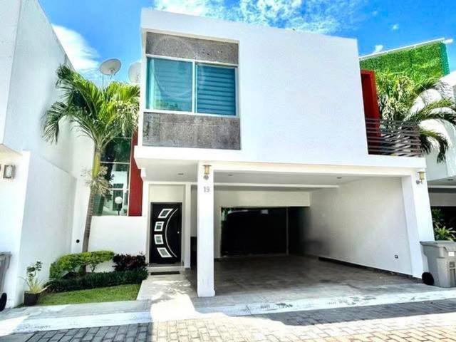 Casa en condominio en renta Turquesa, Rafael De J. Lozano Contreras, Ciudad Del Carmen, Campeche, México