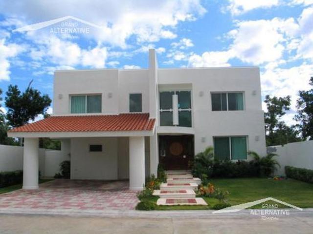 Casa en condominio en renta Villa Magna, Cancún