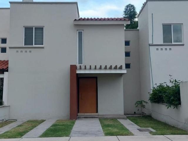 Casa en condominio en renta Yalta Campestre, Avenida Eugenio Garza Sada, Yalta Campestre, Jesús María, Aguascalientes, México