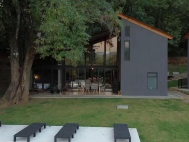 Casa en condominio en Valle de Bravo