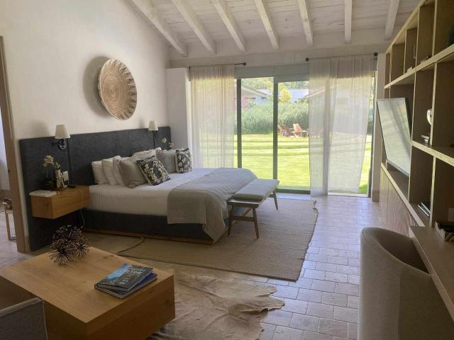 CASA EN CONDOMINIO EN VALLE DE BRAVO VENTA O RENTA