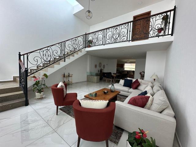 Casa en condominio en venta.6,500,000. metepec