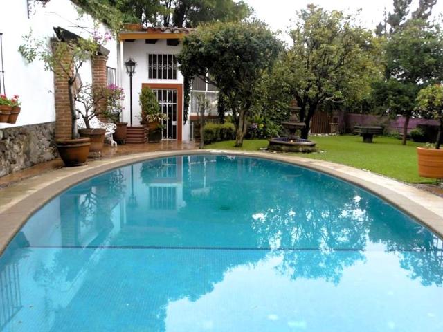 Bungalow en condominio en venta, colonia Delicias, a minutos de centros comerciales