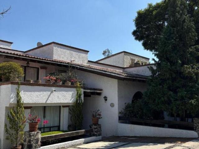 Casa en condominio en venta con jardín y terraza privados