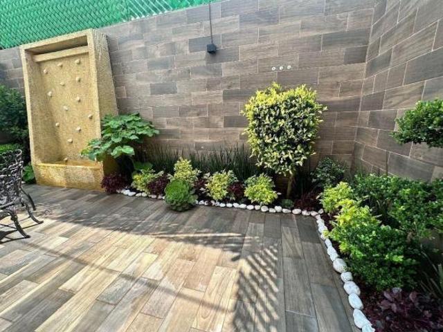 Casa en condominio en venta en calle de Ocote