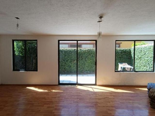Casa en Condominio en Venta en Campestre Coyoacán con Alberca
