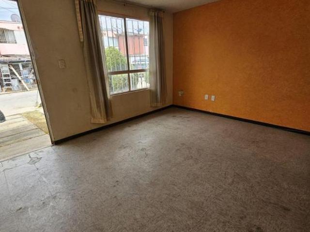 CASA EN CONDOMINIO EN VENTA EN CHALCO