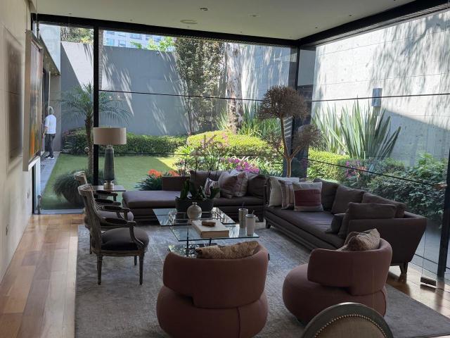 Casa en Condominio en Venta en Alta Vista, Paseo de las Lomas, Santa Fe, CDMX