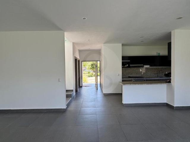 Casa En Condominio en venta en Altozano el Nuevo Quer?taro 4 Rec?maras