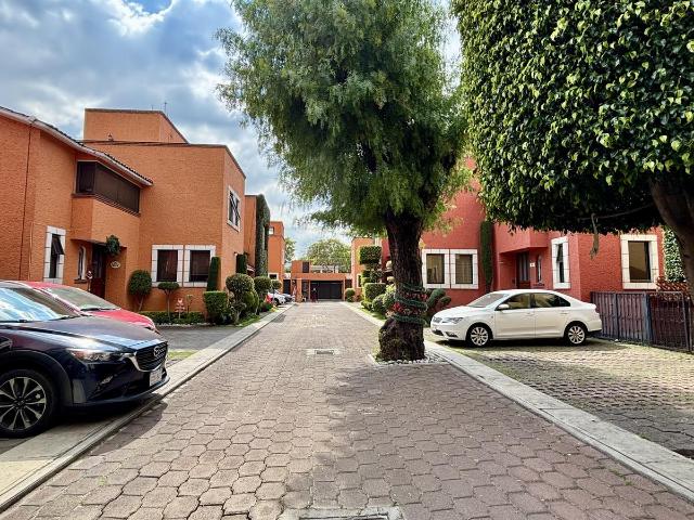 Casa en condominio en Venta en Arboledas del Sur