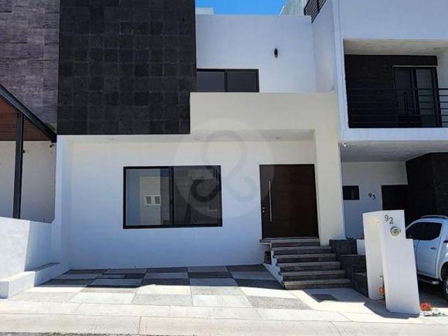 Casa en condominio en venta en El Condado