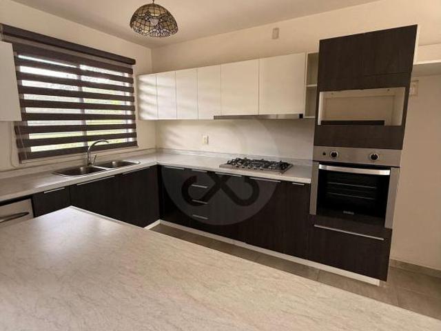 Casa en condominio en venta en Fraccionamiento Cortijo de San Agustin