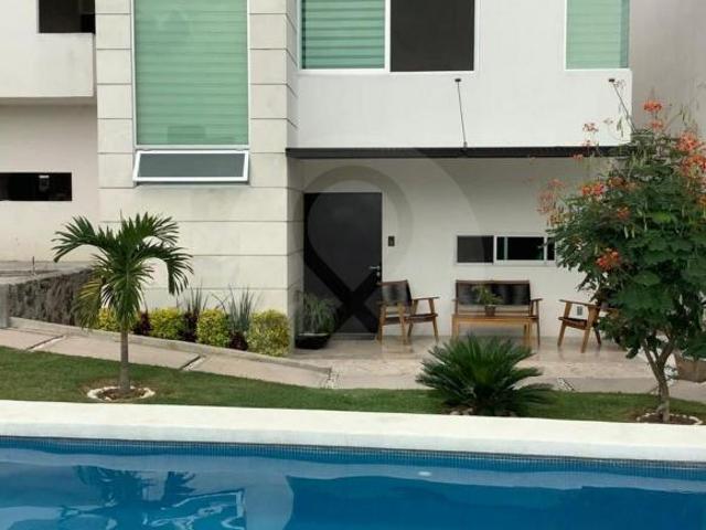 Casa en condominio en venta en Fraccionamiento Real de Oaxtepec