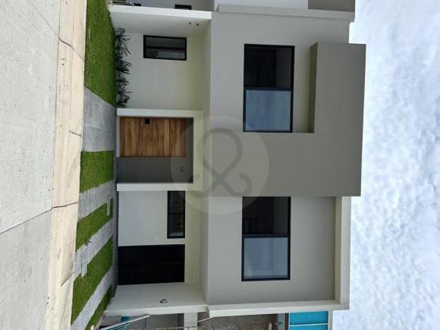 Casa en condominio en venta en Fraccionamiento Valle Imperial