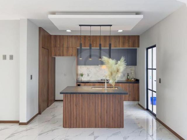 Casa en condominio en venta en Fraccionamiento Valle Imperial