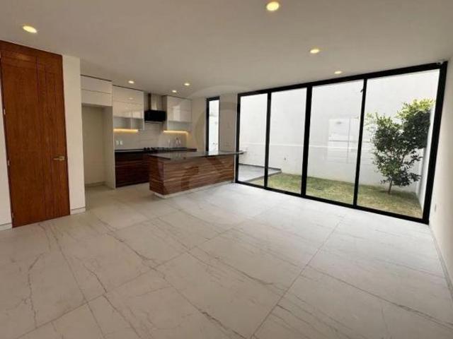 Casa en condominio en venta en Fraccionamiento Valle Imperial