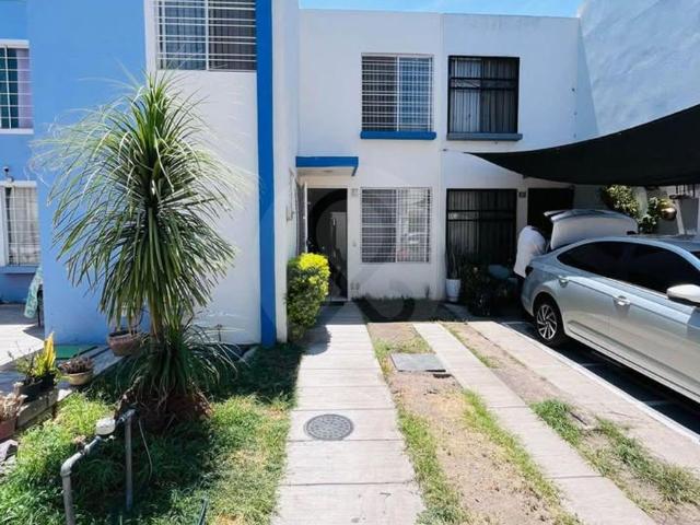 Casa En Condominio en venta en Hacienda Del Real 3 Rec?maras