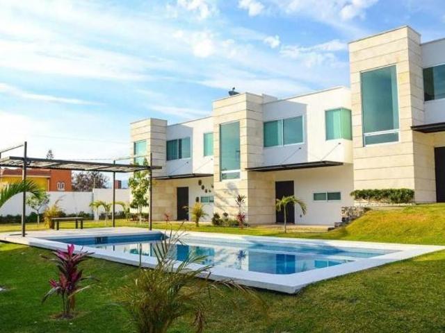 Casa en condominio en venta en Oaxtepec en Morelos