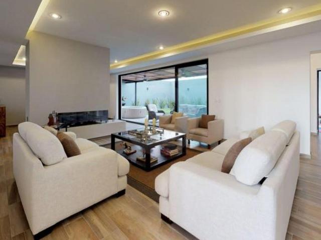 Casa en condominio en venta en Lomas de Juriquilla